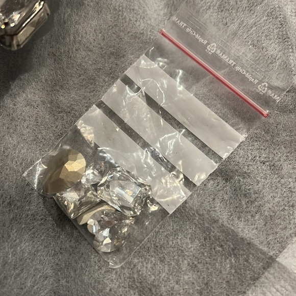 L’Alingi Eternity Satin Clutch Bag + Certificate of Authenticity EXCELLENT $1075 - Picture 11 of 16